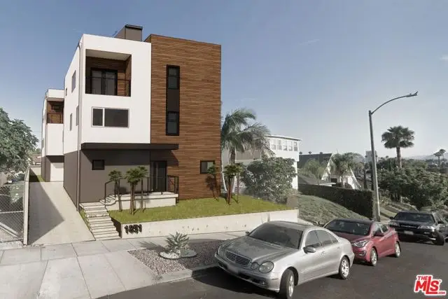 1851 S Cloverdale Avenue, Los Angeles, CA 90019 - Image #1