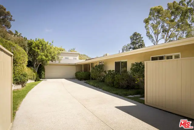 400 Surfview Drive, Pacific Palisades, CA 90272 - Image #2
