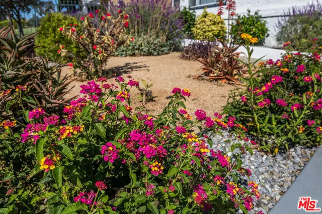 9806 S Van Ness Avenue, Los Angeles, CA 90047 - Image #3