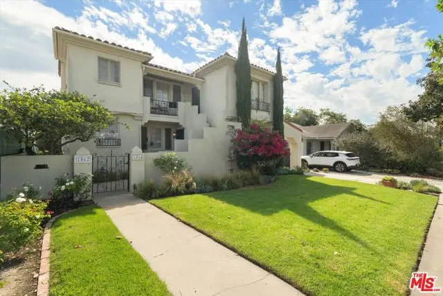 1562 S Genesee Avenue, Los Angeles, CA 90019 - Image #1