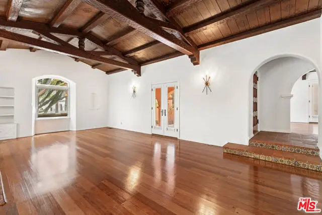 931 S Ogden Drive, Los Angeles, CA 90036 - Image #1