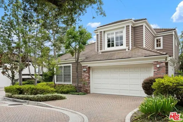 11830 Folkstone Lane, Los Angeles, CA 90077 - Image #3