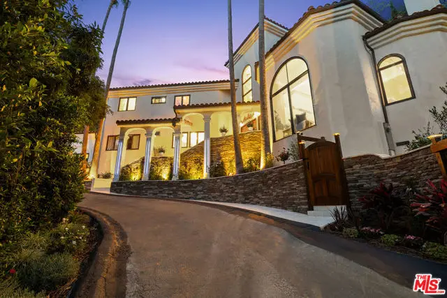 2468 Coldwater Canyon Drive, Beverly Hills, CA 90210 - Image #1