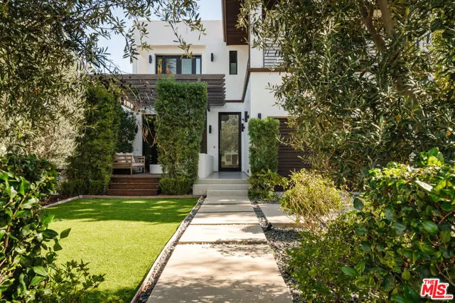 536 N Arden Boulevard, Los Angeles, CA 90004 - Image #2