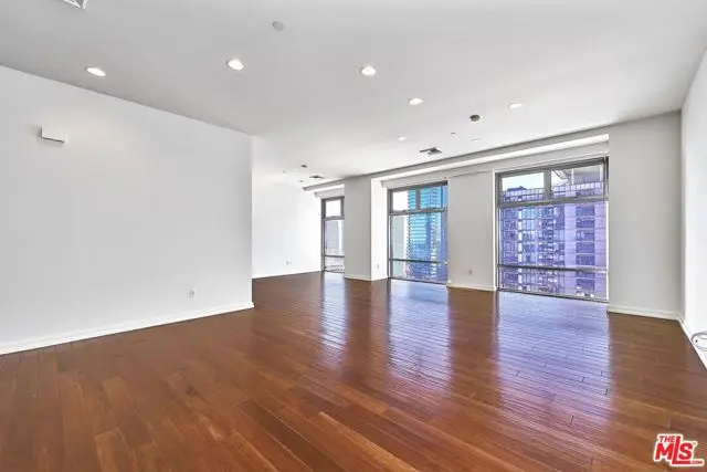 801 S Grand Avenue #1503, Los Angeles, CA 90017 - Image #3