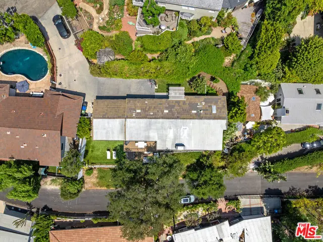 13513 Cheltenham Drive, Sherman Oaks, CA 91423 - Image #2