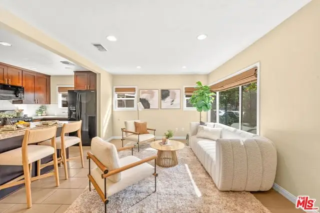 5913 Fountain Avenue, Los Angeles, CA 90028 - Image #1