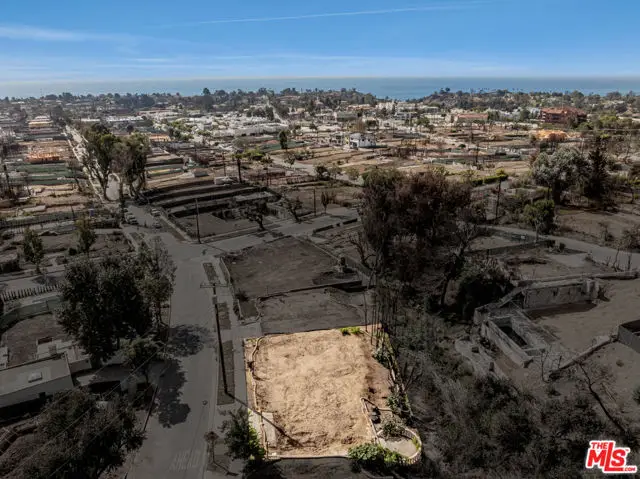 15051 Mc Kendree Avenue, Pacific Palisades, CA 90272 - Image #1