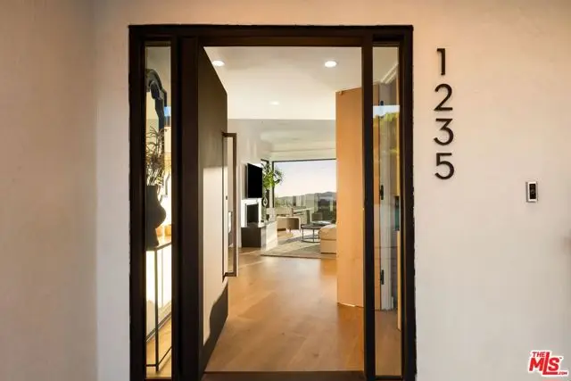 1235 N Kenter Avenue, Los Angeles, CA 90049 - Image #2