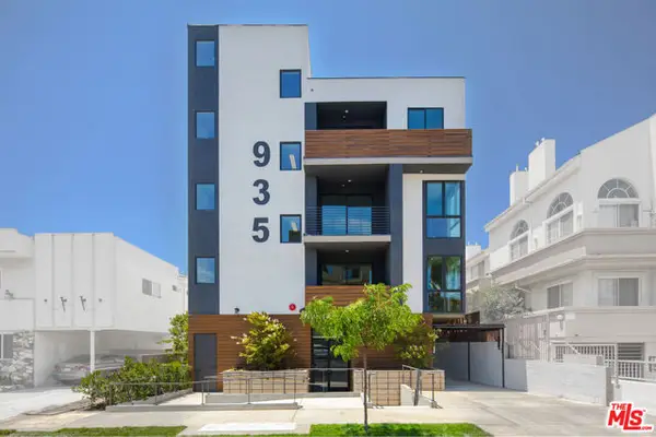 935 N Hudson #401, Los Angeles, CA 90038