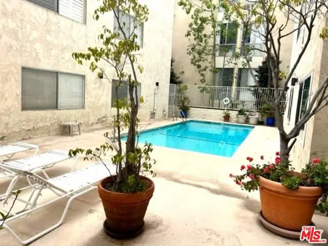 11656 Montana Avenue #114, Los Angeles, CA 90049 - Image #3