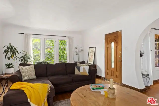 1120 S Crescent Heights Boulevard, Los Angeles, CA 90035 - Image #2