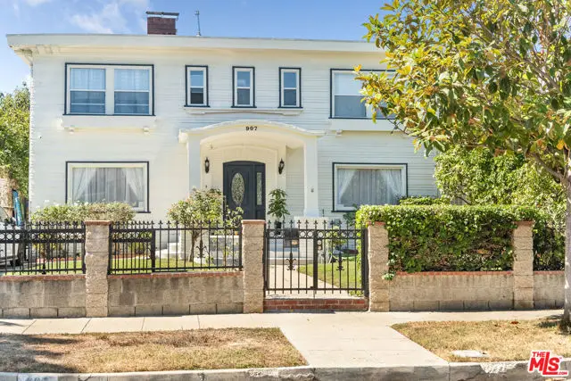 907 Westchester Place, Los Angeles, CA 90019 - Image #1