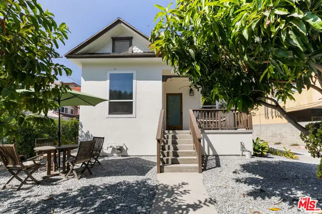 303 W Avenue 38, Los Angeles, CA 90065 - Image #1