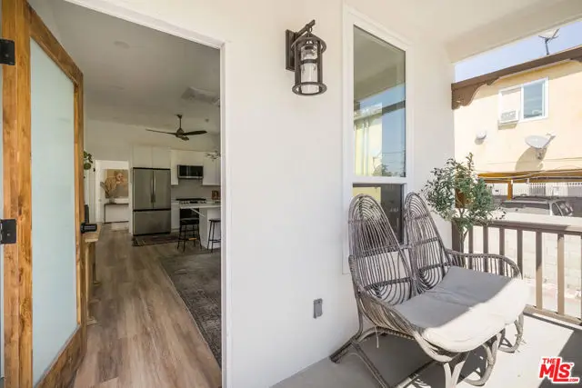 303 W Avenue 38, Los Angeles, CA 90065 - Image #2