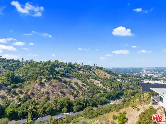 3654 Oakfield Drive, Sherman Oaks, CA 91423 - Image #2