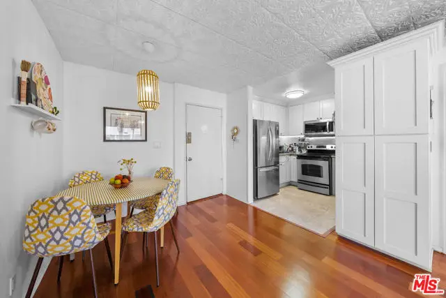 525 S Ardmore Avenue #320, Los Angeles, CA 90020 - Image #3