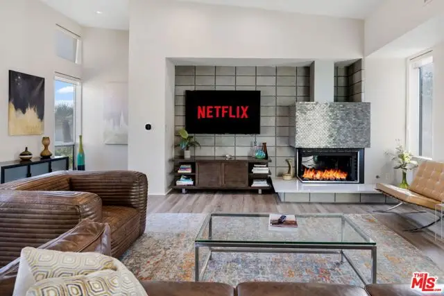 1090 Azure Court, Palm Springs, CA 92262 - Image #2