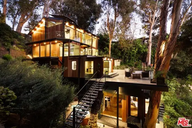 1509 Amalfi Drive, Pacific Palisades, CA 90272 - Image #1