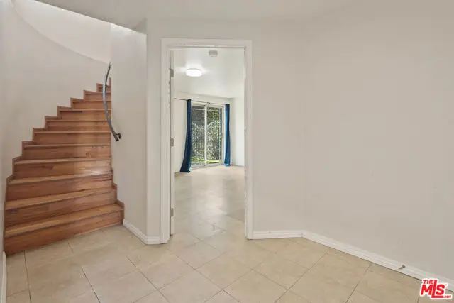 822 N Mccadden Place, Los Angeles, CA 90038 - Image #2