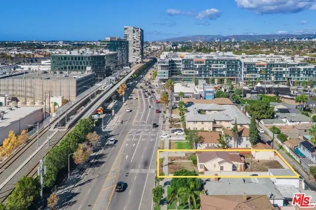 5649 W Jefferson Boulevard, Los Angeles, CA 90016 - Image #1