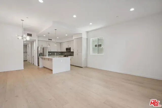 1746 Garfield Place #101, Los Angeles, CA 90028 - Image #3