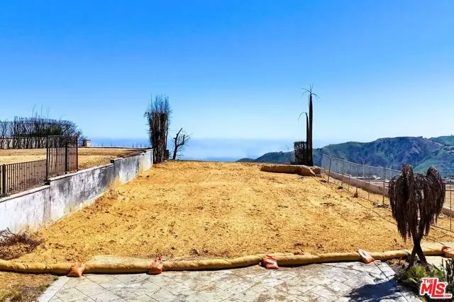 1630 Chastain, Pacific Palisades, CA 90272 - Image #2