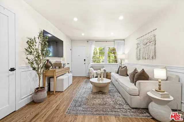1325 Washington Avenue #C, Santa Monica, CA 90403 - Image #2