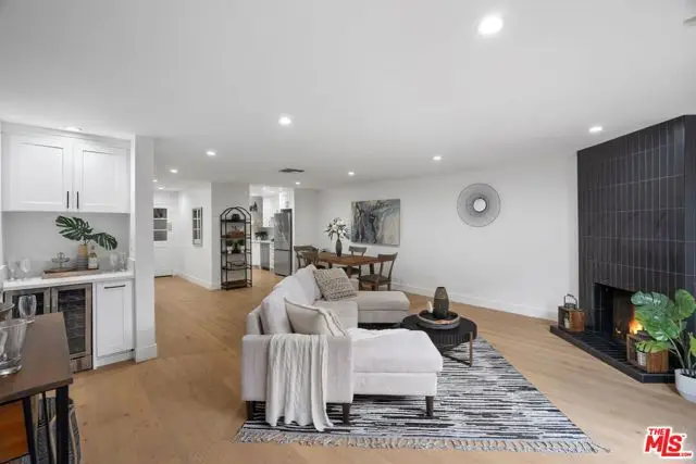 1807 10th Street #3, Santa Monica, CA 90404 - Image #1