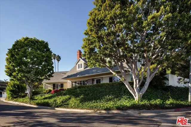 1100 Las Pulgas Place, Pacific Palisades, CA 90272 - Image #1