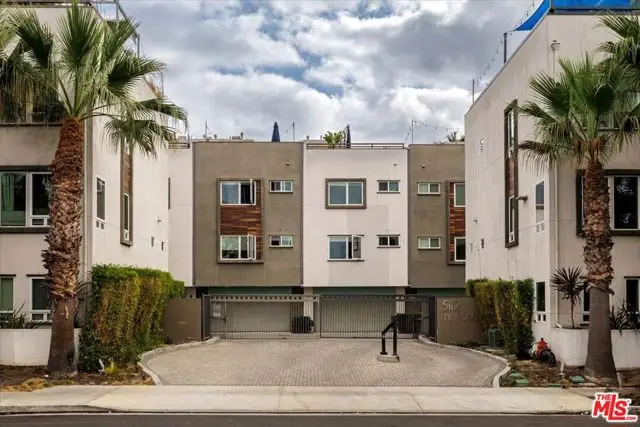 644 N Gramercy Place, Los Angeles, CA 90004 - Image #1