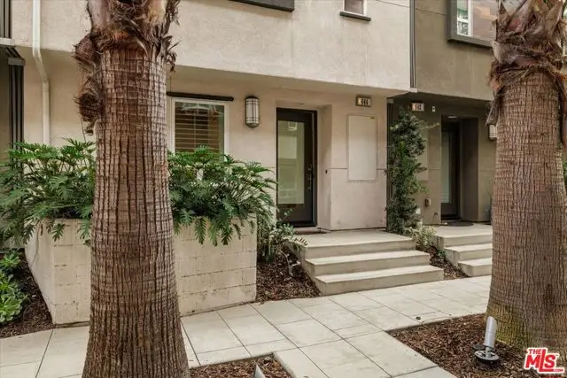 644 N Gramercy Place, Los Angeles, CA 90004 - Image #3