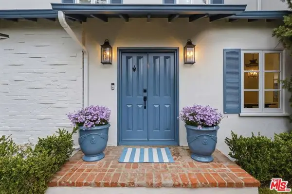 8809 Evanview Drive, Los Angeles, CA 90069