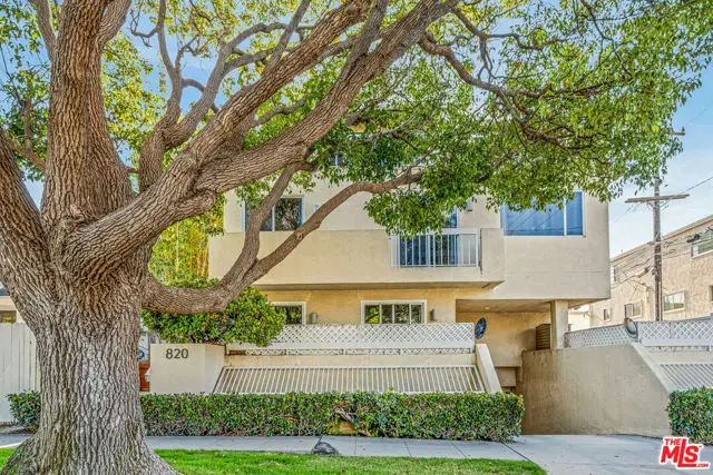 820 California Avenue #201, Santa Monica, CA 90403 - Image #1