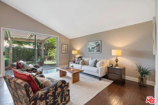 4303 Park Paloma, Calabasas, CA 91302 - #3