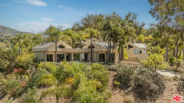 2891 Hidden Valley Lane, Montecito, CA 93108 - Image #1