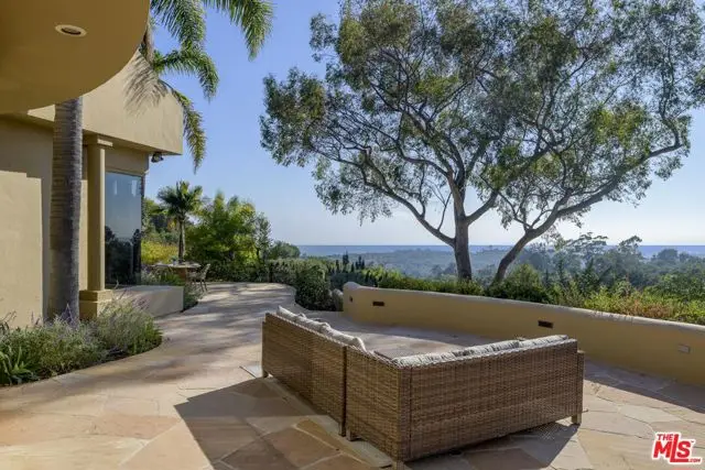 2891 Hidden Valley Lane, Montecito, CA 93108 - Image #2