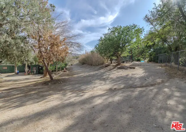 34270 Cheseboro Road, Palmdale, CA 93552 - Image #2