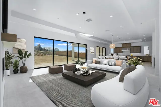 12060 Red Hawk Lane, Porter Ranch, CA 91326 - Image #2