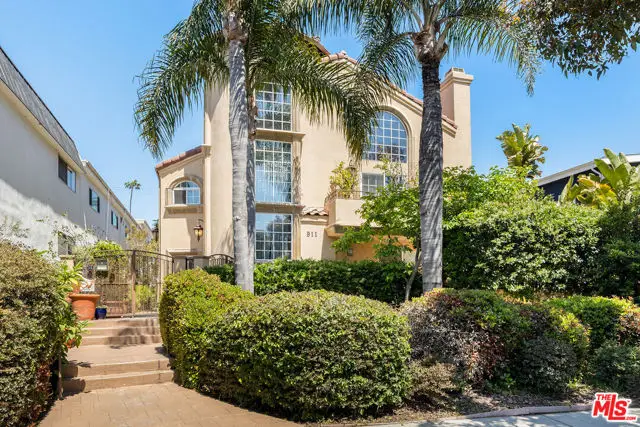 911 7th Street #D, Santa Monica, CA 90403 - Image #1