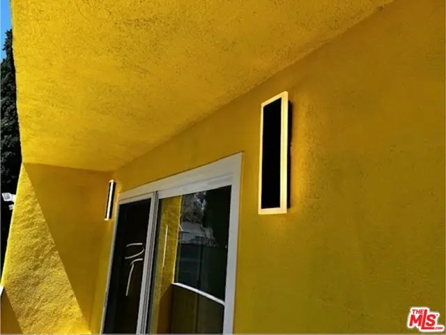 5633 La Mirada Avenue, Los Angeles, CA 90038 - Image #3