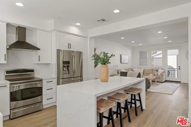 1822 Orizaba Avenue, Signal Hill, CA 90755 - Image #1