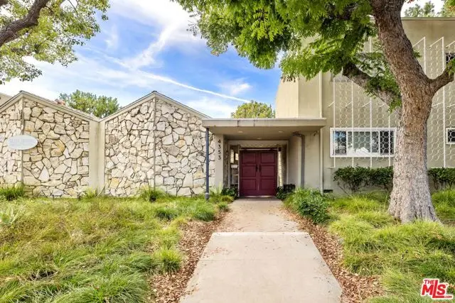 4353 Colfax Avenue #27, Studio City, CA 91604 - #3