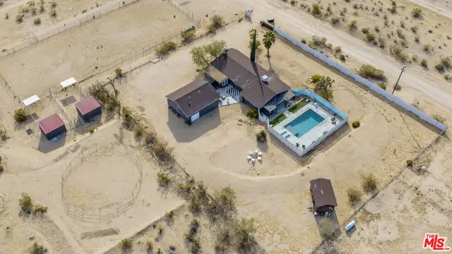 2651 Foxy Flats Road, Joshua Tree, CA 92252 - Image #2
