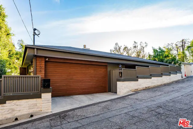 8796 Hollywood Boulevard, Los Angeles, CA 90069 - Image #1