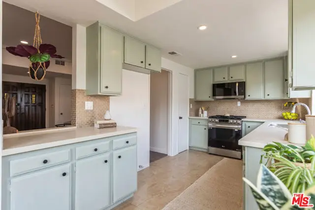 234 N Kenwood Street #208, Glendale, CA 91206 - Image #3