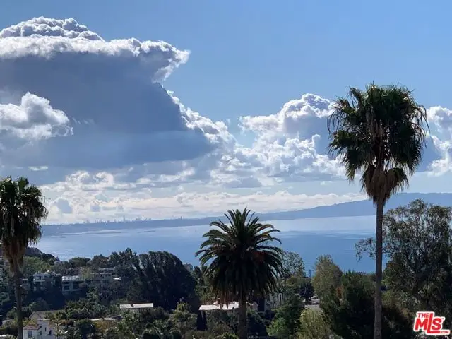 635 Lachman Lane, Pacific Palisades, CA 90272 - Image #2