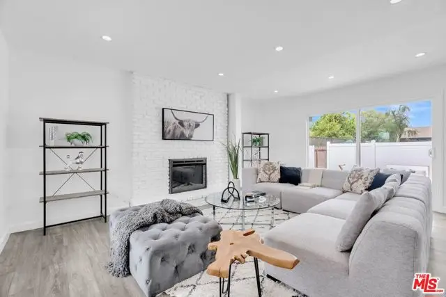 9959 Wisner Avenue, San Fernando, CA 91345 - Image #3