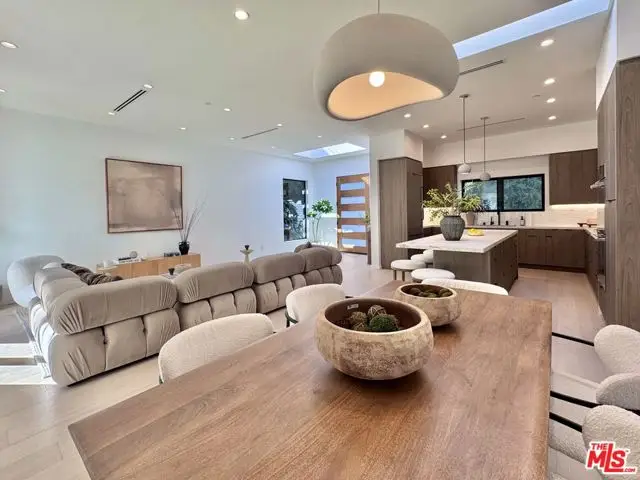 4040 Cartwright Avenue, Studio City, CA 91604 - Image #3