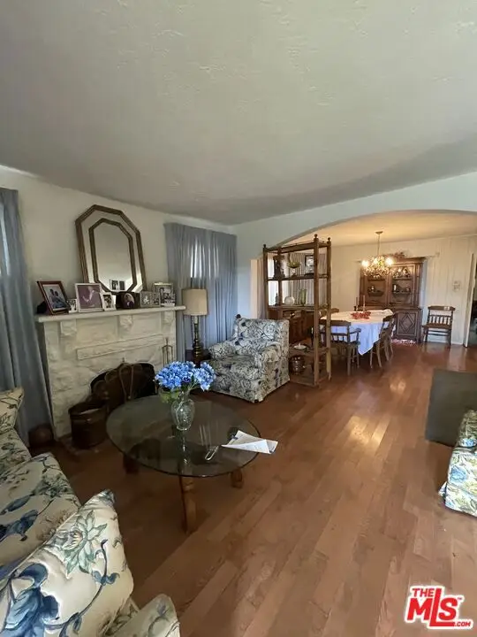 2934 Hillcrest Drive, Los Angeles, CA 90016 - Image #2